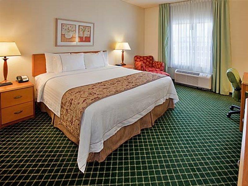 Fairfield Inn & Suites By Marriott San Antonio Airport/North Star Mall Екстер'єр фото